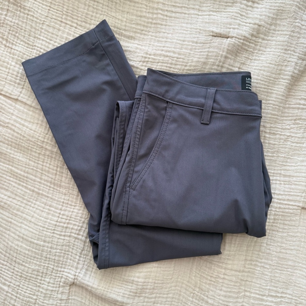 LEVI’S Men's Charcoal Chinos